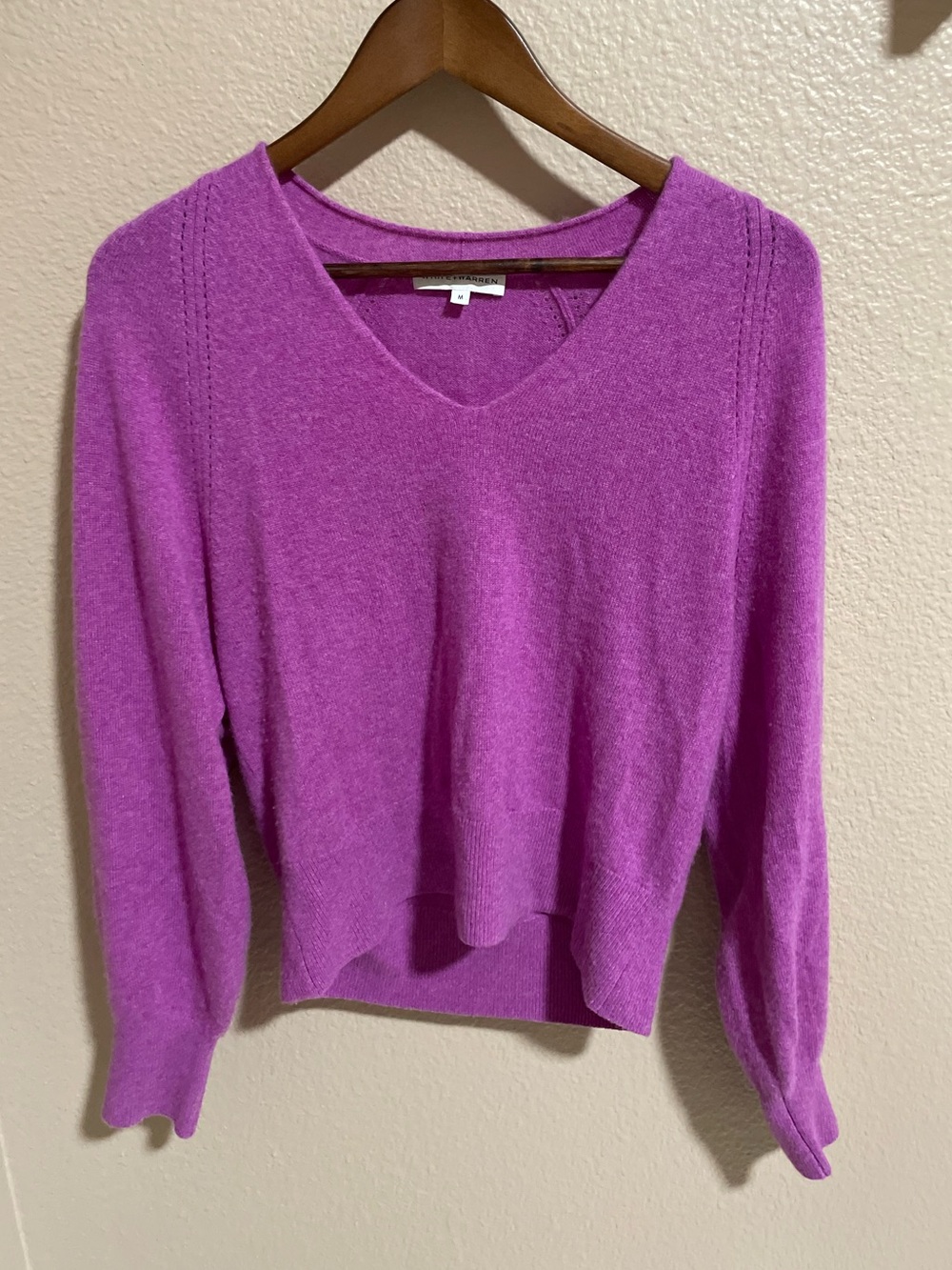 V-Neck Lightweight Women's cashmere Sweater - Purple